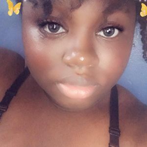 Meet your Posher, Bella